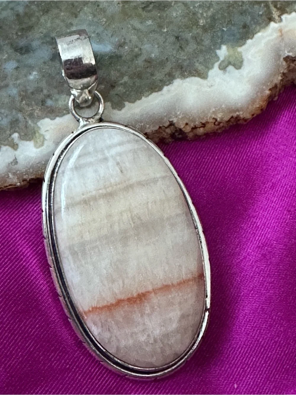 Artisan CALCITE Oval Cream and White Stone Pendant Necklace